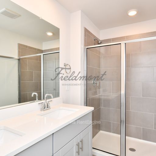 Building Photo - 429 Ellis Mill St