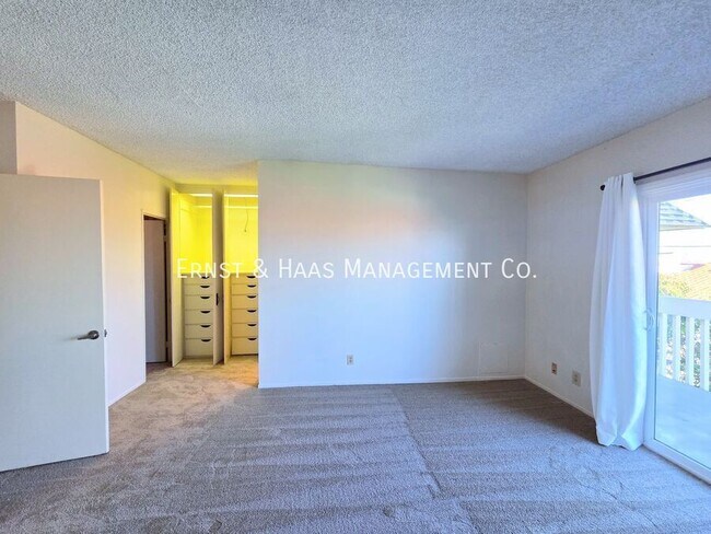 Building Photo - 1200 Opal St