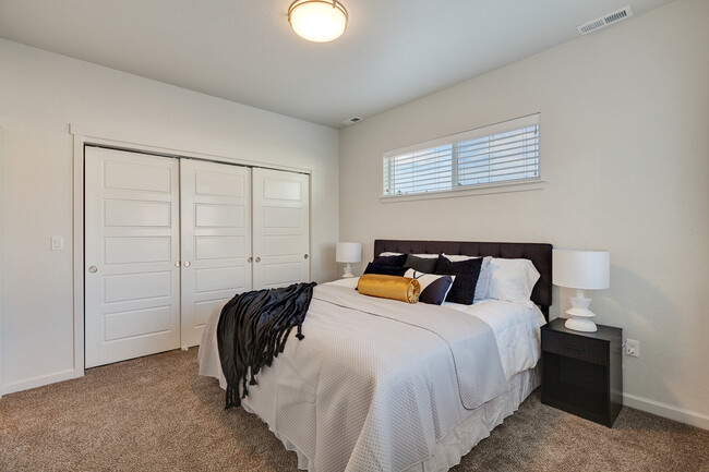 Building Photo - 1414 Mordyl Loop