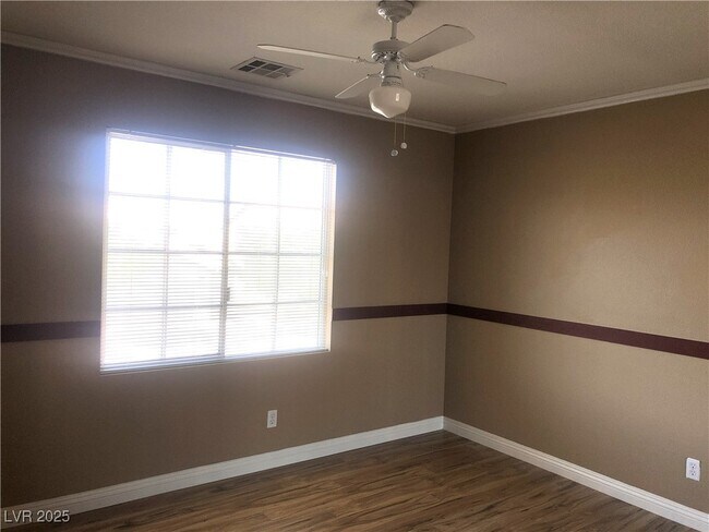 Building Photo - 8741 Emsdale Ct