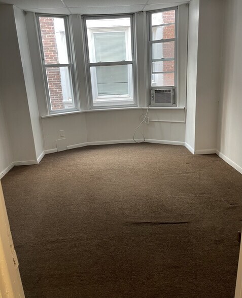 Building Photo - 1404 N 3rd St