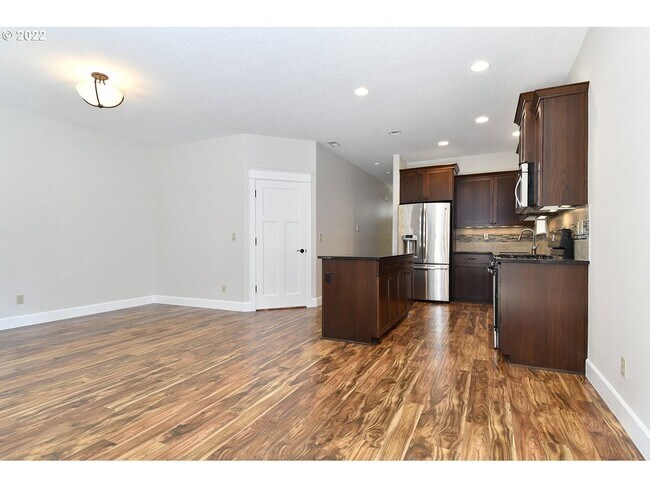 Building Photo - 11048 SW Legacy Oak Way