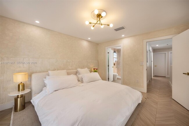 Building Photo - 3138 Virginia St