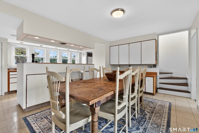 Building Photo - 39 Vineyard Pl