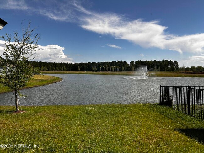 Building Photo - 12571 Russian Olive Rd