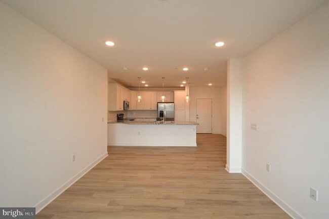 Building Photo - 21731 Dovekie Ter