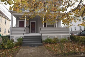 Building Photo - 96 Dexter Ave