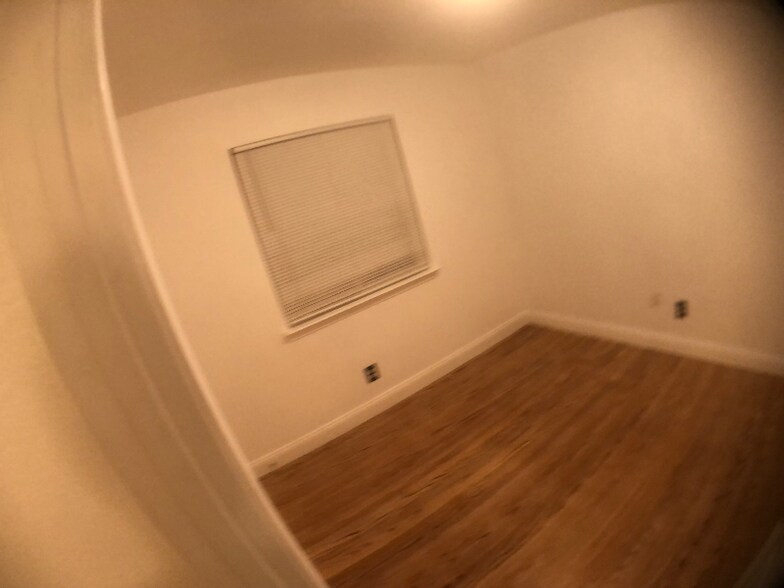 Building Photo - 1405 Cypress Ln