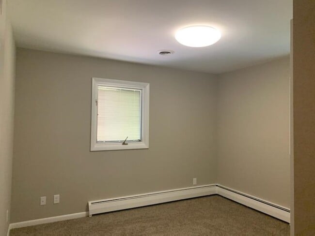 Building Photo - 1308 Shirley St