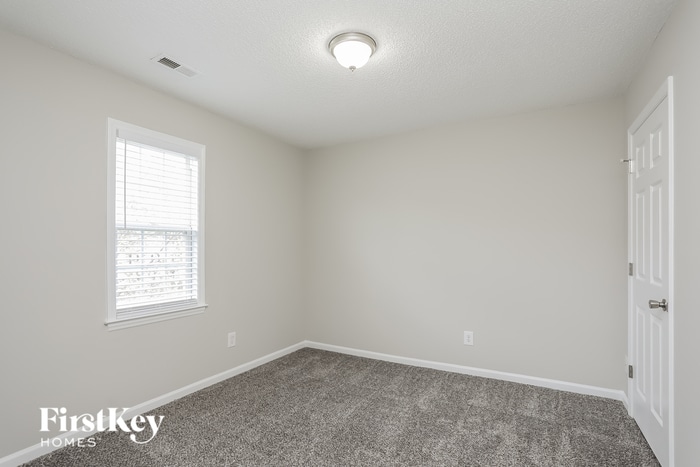 Building Photo - 1321 Woodline Dr
