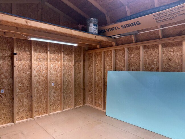 Building Photo - Quiet furnished retreat located in Erwin- Available NOW!