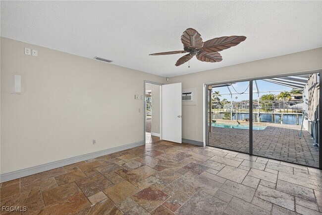 Building Photo - 1921 SE 36th St