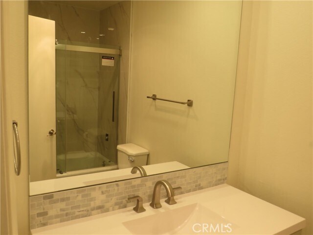 Building Photo - 3935 Bluff Pl