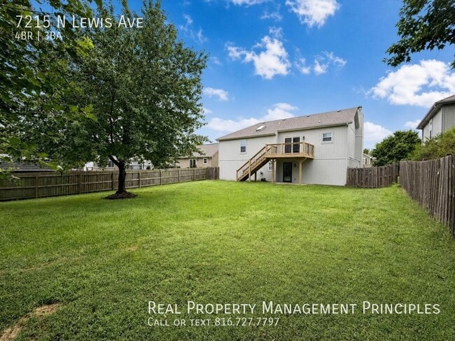 Building Photo - 7215 N Lewis Ave