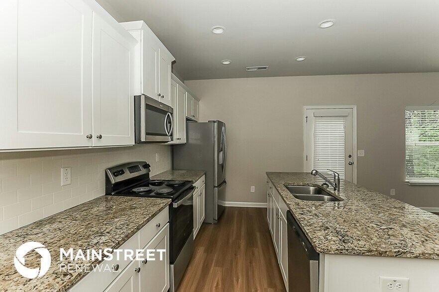 Building Photo - 149 Parkview Pl Dr