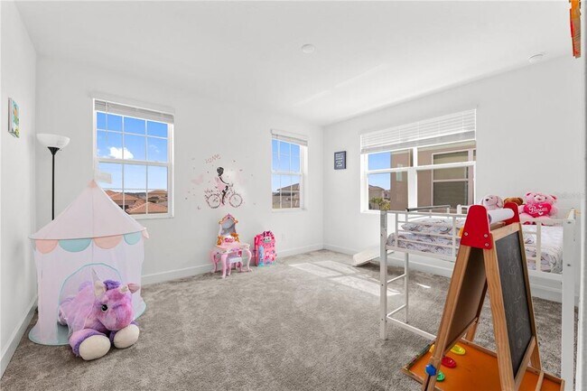 Building Photo - 32558 Tree of Life Ave