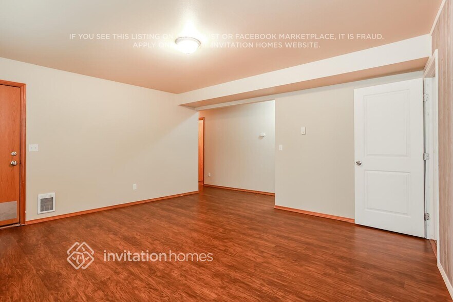 Building Photo - 19511 64th St E