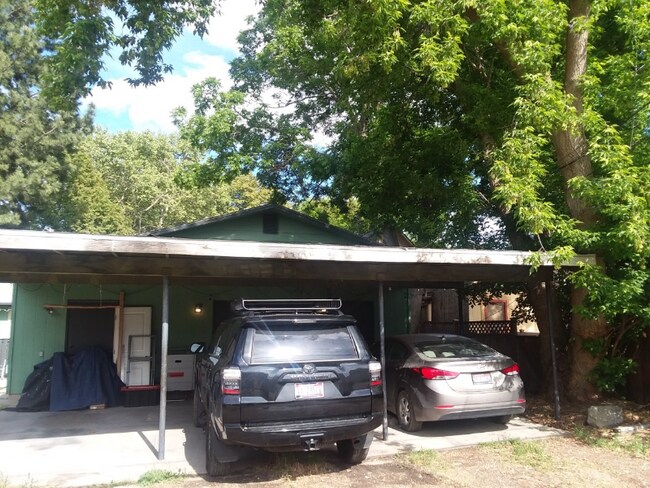 Building Photo - 1409 N 7th St