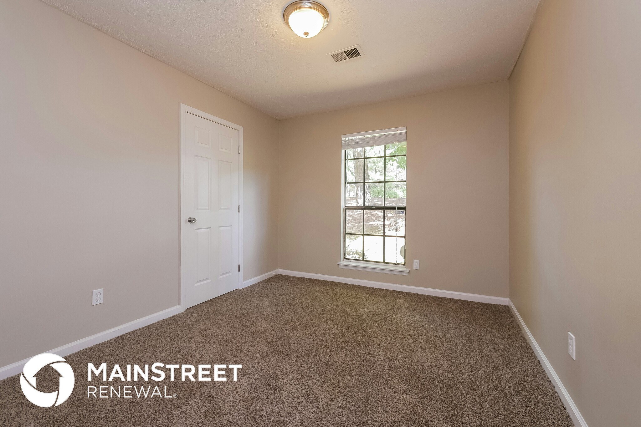 Building Photo - 8202 Winewood Ct