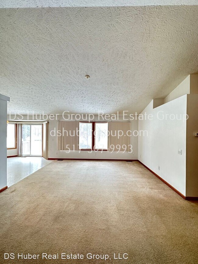 Building Photo - 4 br, 2 bath House - 13505 Webster Rd