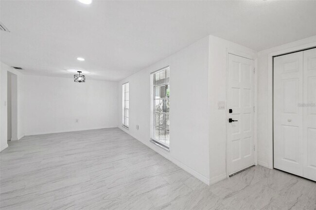 Building Photo - 3513 Landale Dr