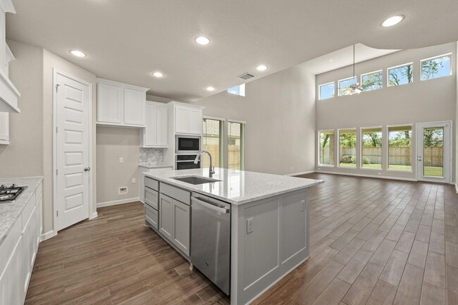 Building Photo - 1507 Delta Creek Dr