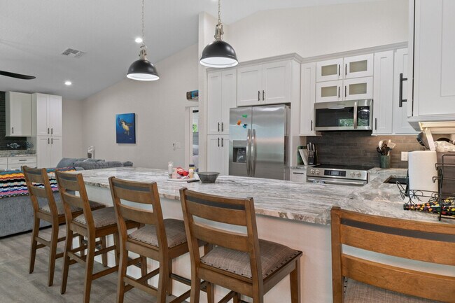 Building Photo - 10358 W Hein Trl