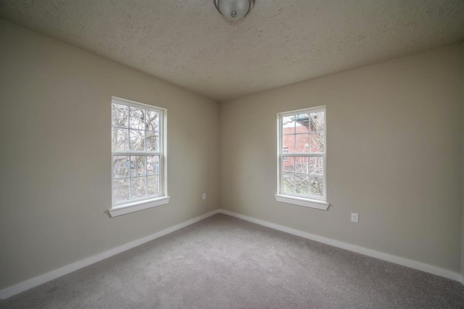 Bedroom 2 - 305 Albert St