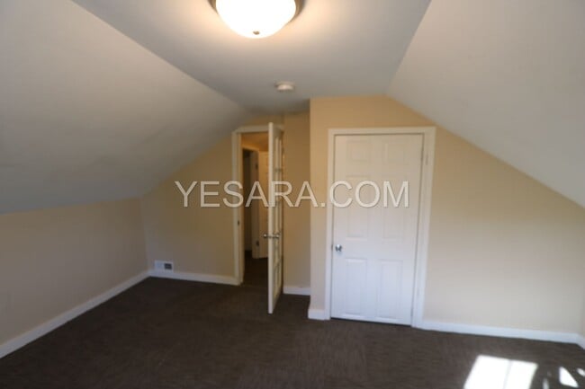 Building Photo - 1418-1418 Smith St