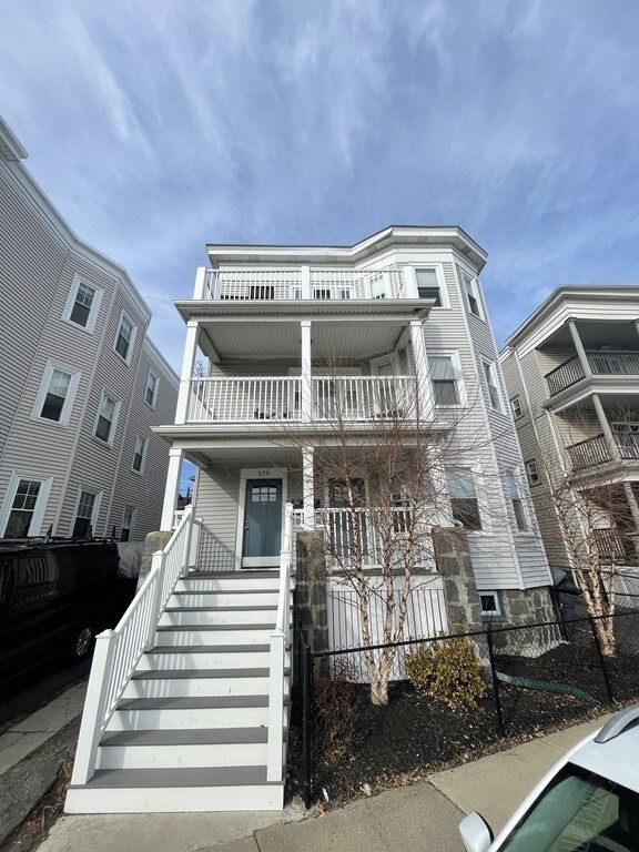 Building Photo - 177 Minot St