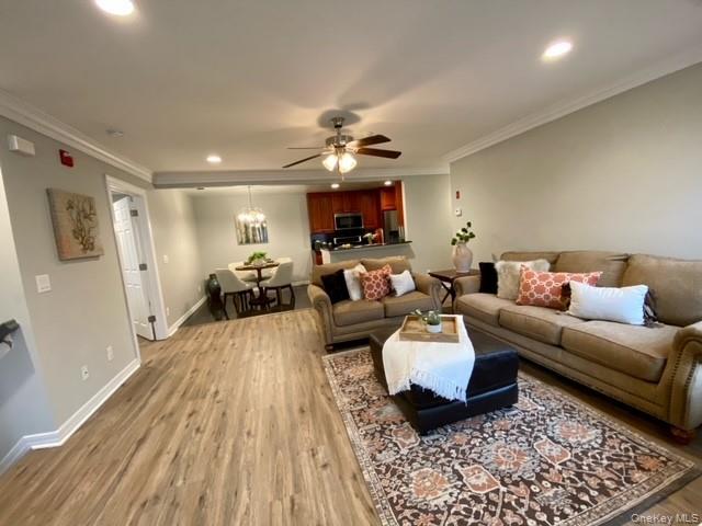 Building Photo - 1307 Vista View Dr