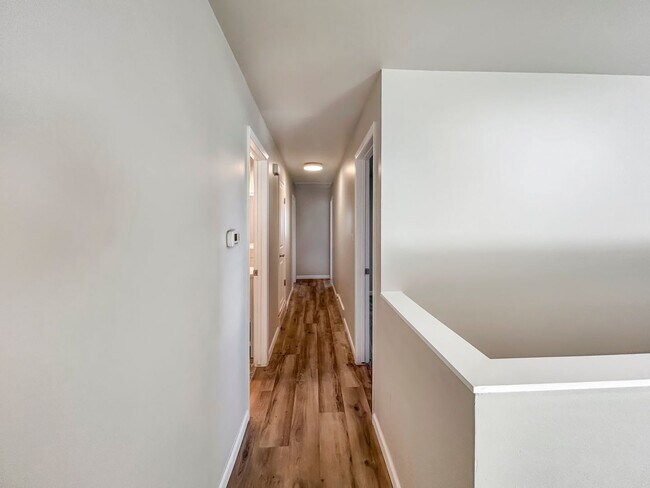 Building Photo - $0 DEPOSIT OPTION. 4 BED 3 BATH IN HAMPDEN HEIGHTS!