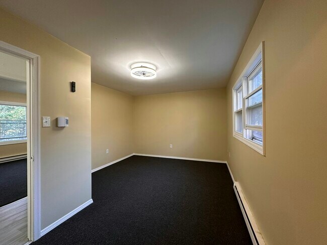 Building Photo - 2412 Winding Way