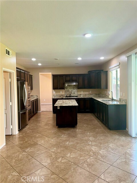 Building Photo - 35838 Banyan Rim Dr