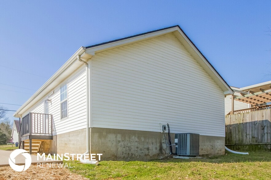 Building Photo - 306 Cedar Park Cir