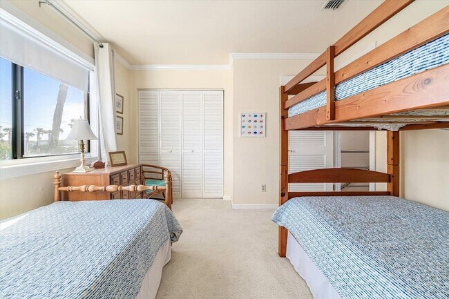 Building Photo - 3385 Coastal Hwy