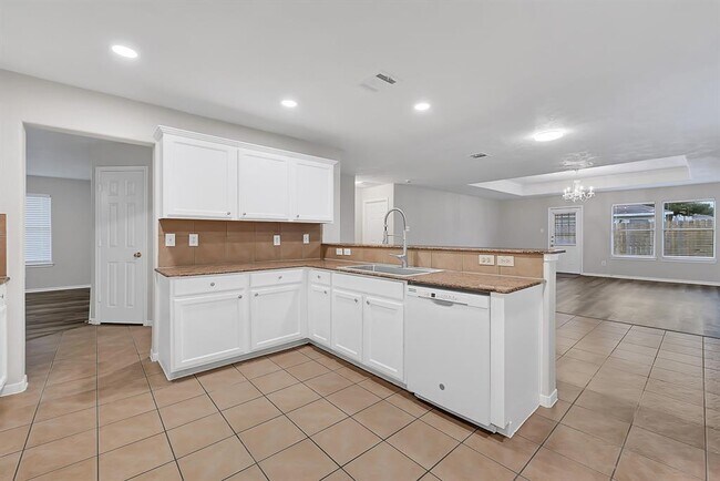 Building Photo - 14418 Cellini Dr