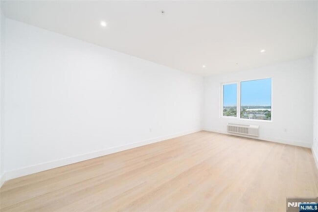 Building Photo - 3309 Liberty Ave