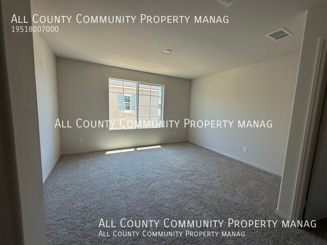 Building Photo - 26604 Ashley Rd