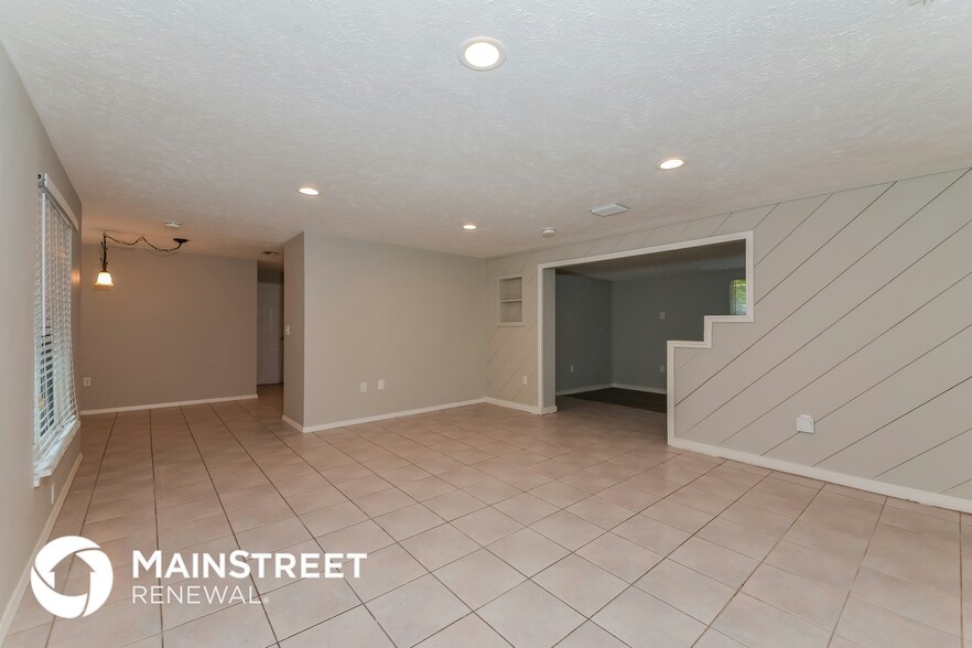 Building Photo - 3025 Wilkinson Rd