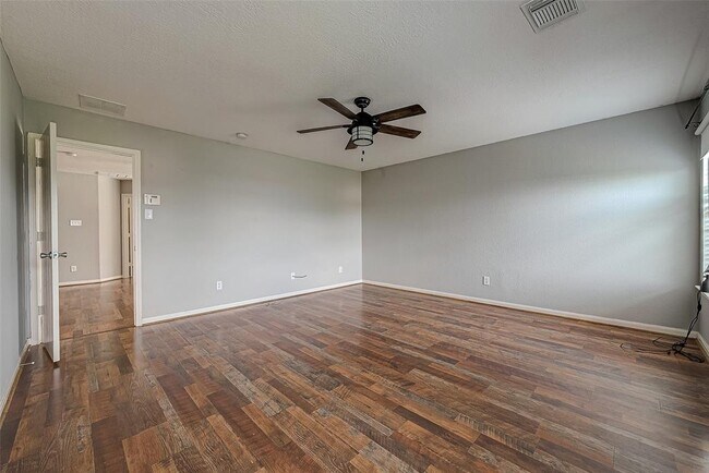Building Photo - 18110 Shallow Leaf Ln