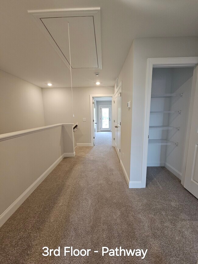 Building Photo - 589 Forestville Rd