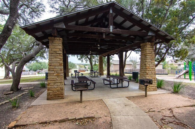 Building Photo - 10509 Wylie Dr