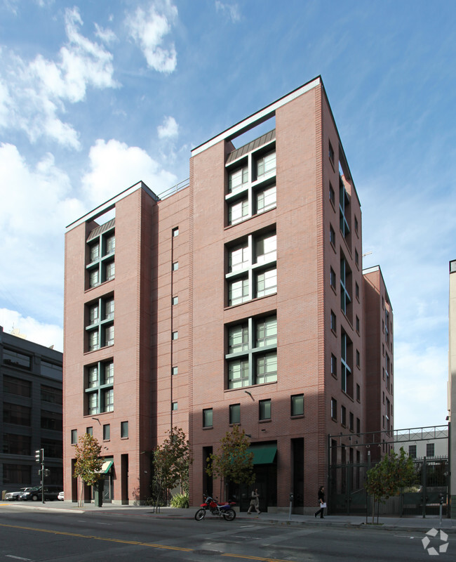 Building Photo - Broadway Family Apartments