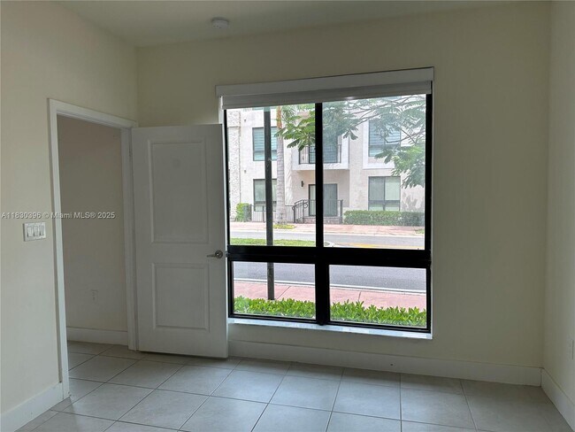 Building Photo - 8265 NW 41st St