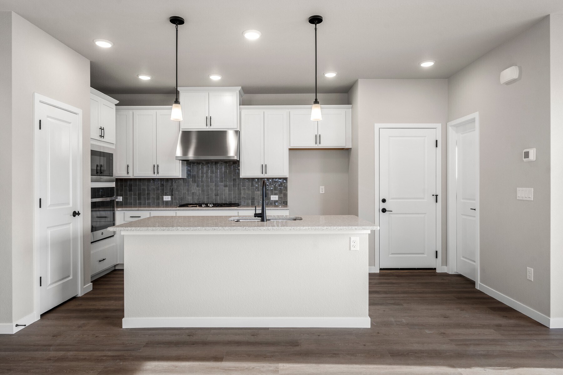 Building Photo - 6395 Laud Pt