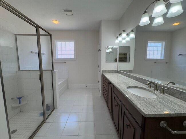 Building Photo - 2604 Ulysses Rd