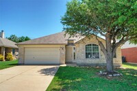 Building Photo - 400 Pheasant Ridge Dr