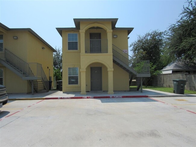 Primary Photo - 1720 Juarez Ave
