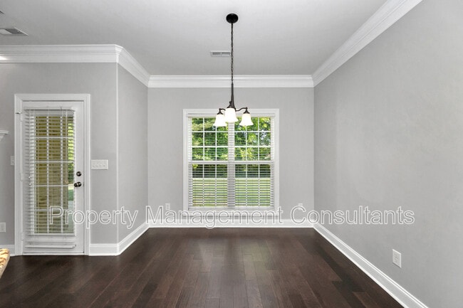 Building Photo - 108 Blackwood Dr NW